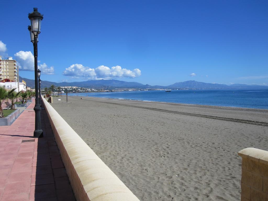 Apartamento 409 marina Real Puerto de la Duquesa playa Manilva Exterior foto